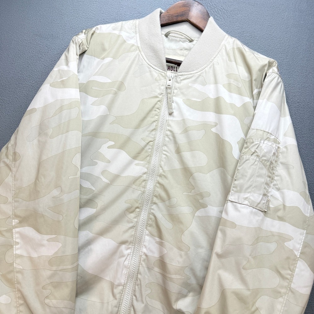 Hollister Bomber Jacket Mens XL Beige Camo Full Zip MA-1 Flight Coat Casual